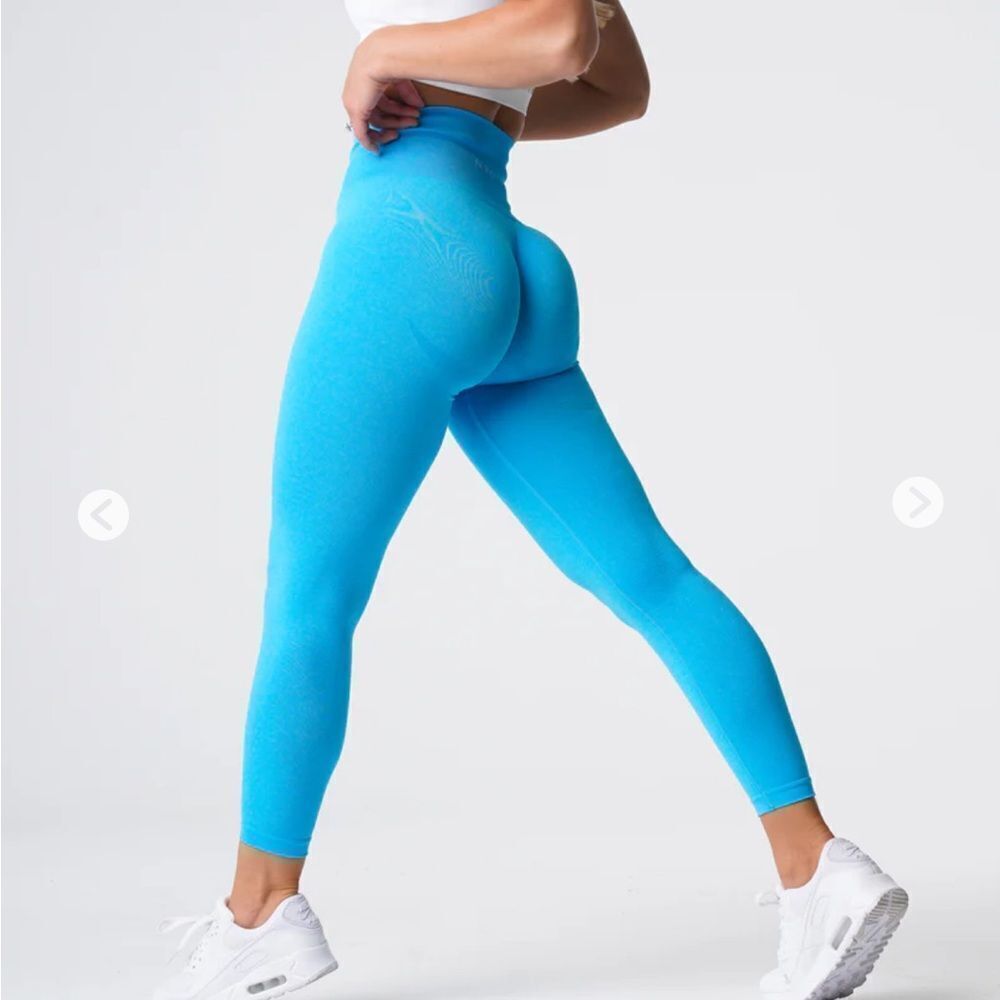 NVGTN Caribbean Scrunch Leggings, Size Med NWT